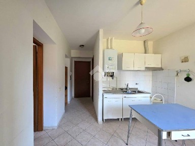 Trilocale via Luigi Corsi 33, Centro Storico, Savona