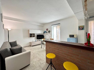 Trilocale via Privata Genova Bocchi Bianchi 19, Centro, Alassio