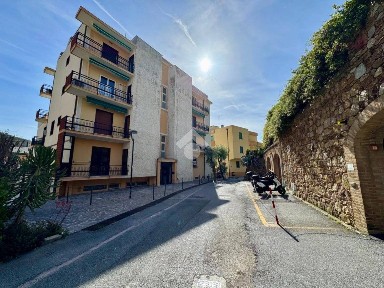 Spotorno, Via Imperia, 15