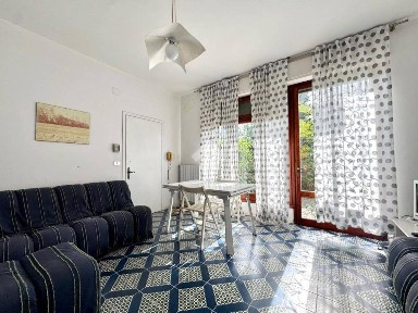 Alassio, Via Cardellino, 51