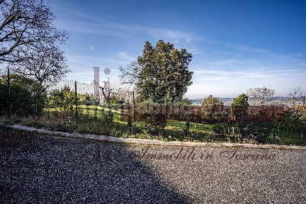 Terratetto plurifamiliare 64 m², buono stato, Castellina Marittima