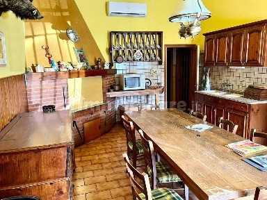 Terratetto unifamiliare 300 m², da ristrutturare, Ponte a Egola, Stibbio, San Miniato