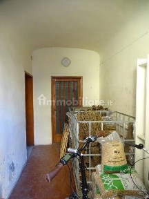 Terratetto unifamiliare 465 m², da ristrutturare, Centro Storico, San Miniato