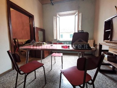 Terratetto unifamiliare 180 m², da ristrutturare, Ponte a Egola, Stibbio, San Miniato