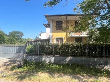 Terratetto unifamiliare 136 m², ottimo stato, Palaia