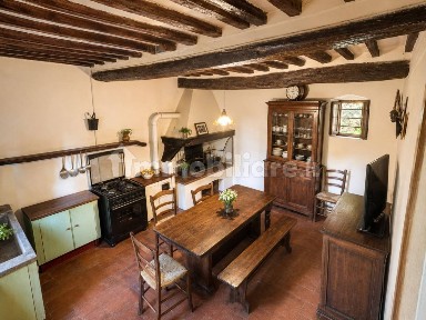 Terratetto unifamiliare 200 m², buono stato, Centro, Terricciola