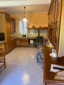 Trilocale via alle Ville, Rossi, Stellanello