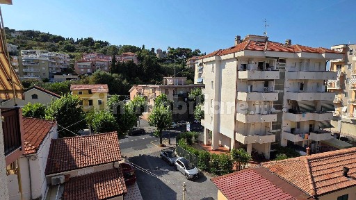 Quadrilocale via John Fitzgerald Kennedy, Centro, Albenga