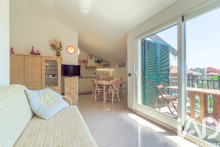 Bilocale via Nazario Sauro 146, Centro, Pietra Ligure