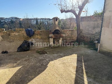 Terratetto plurifamiliare 240 m², da ristrutturare, Centro Storico, San Miniato
