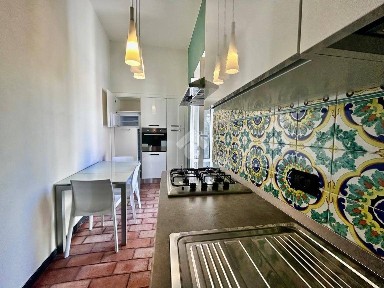 Bilocale via giovanni nicotera 34, Centro, Finale Ligure