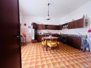 Terratetto unifamiliare 140 m², da ristrutturare, Villa Campanile, Castelfranco di Sotto