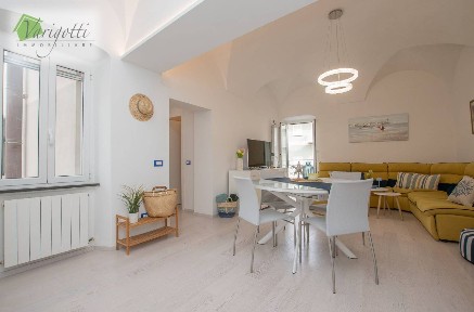 Appartamento via Renato Boragine 4, Centro, Loano