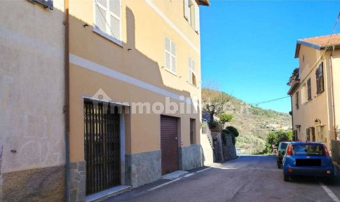 Appartamento all'asta via Genova 26, Arnasco