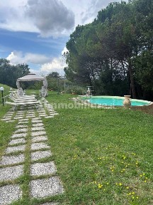 Terratetto unifamiliare 200 m², buono stato, Centro Storico, San Miniato