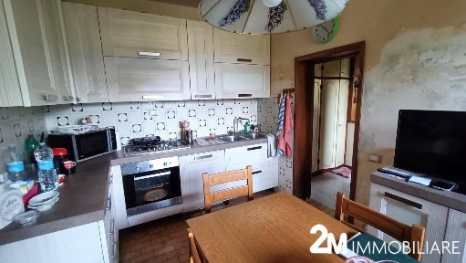 Terratetto unifamiliare 115 m², da ristrutturare, Arena Metato, San Giuliano Terme