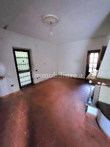 Terratetto unifamiliare 110 m², ottimo stato, Centro, Calci