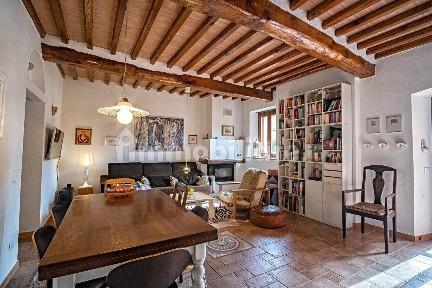 Terratetto unifamiliare 140 m², ottimo stato, Centro, Calci