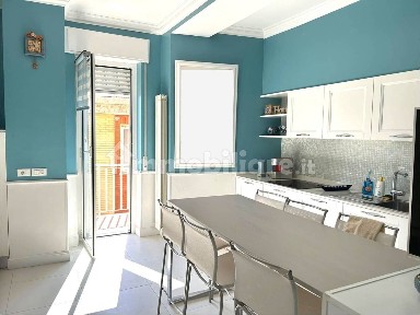 Trilocale via Leonardo da Vinci 240, Via Roma, Borgo Barusso, Alassio