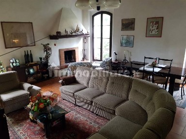 Terratetto unifamiliare 400 m², buono stato, Centro, Calci
