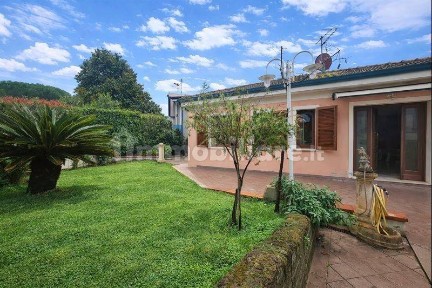 Terratetto unifamiliare 134 m², buono stato, Montopoli in Val d'Arno