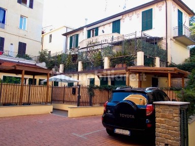 Quadrilocale via Papa Leone XIII, Via Roma, Borgo Barusso, Alassio