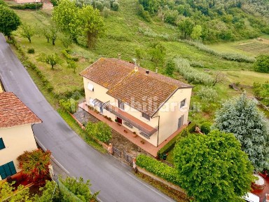 Terratetto unifamiliare 300 m², buono stato, Casciana Terme, Casciana Terme Lari