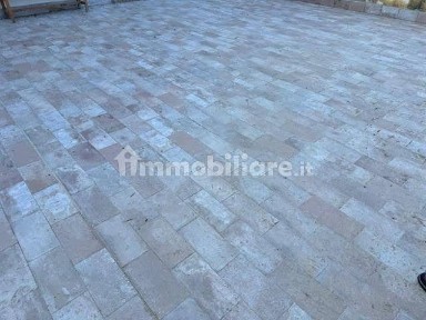 Terratetto unifamiliare 220 m², da ristrutturare, Calci