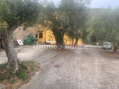 Terratetto unifamiliare 220 m², buono stato, Centro, Calci