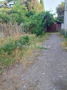 Terratetto unifamiliare 300 m², da ristrutturare, Centro, Castelfranco di Sotto