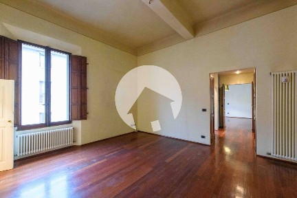 Appartamento via Emilia San Pietro 21, Centro Storico, Reggio Emilia