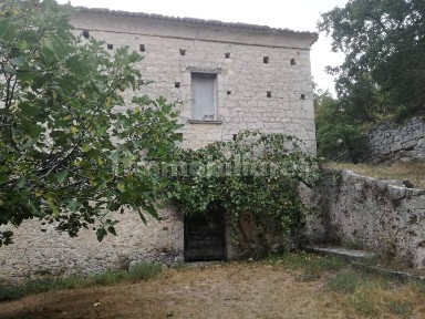 Casale Strada Provinciale Aquilonia 95, Carpinone