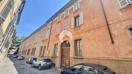 Bilocale via Giovanni Battista Mari 5, Centro Storico, Reggio Emilia
