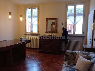 Quadrilocale via Emilia San Pietro, Centro Storico, Reggio Emilia