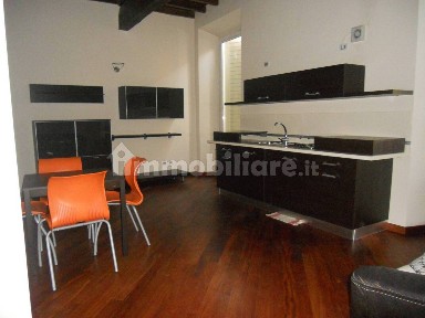 Bilocale vicolo Corbelli, Centro Storico, Reggio Emilia