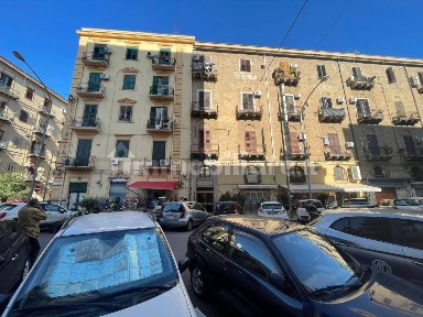 Palermo, Zisa, Via Re Federico