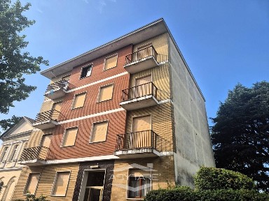 Trilocale Roma 1, Bianzè