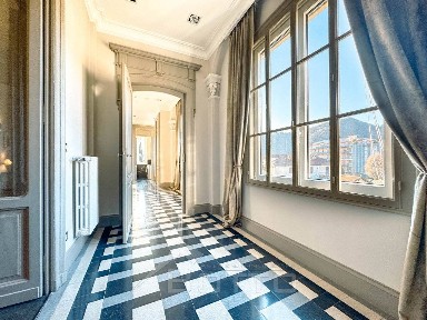 Borgosesia, Viale Varallo 5