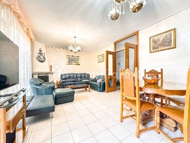 Bilocale via per lebbia 3, Centro, Valduggia