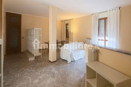 Quadrilocale via Fratelli Bandiera 16, Centro, Vercelli