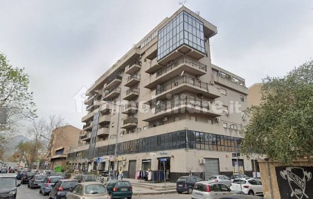 Palermo, Montepellegrino, Via dei Cantieri, 2