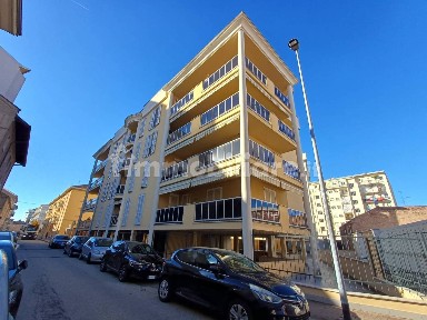 Vercelli, Via Aosta, 16