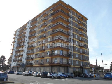 Trilocale via Luigi Einaudi 12B, Centro, Livorno Ferraris