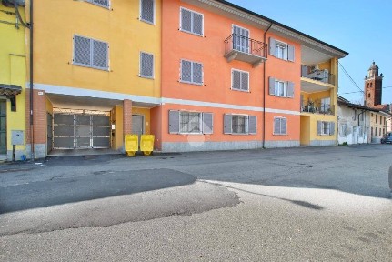 Quadrilocale via Solaro del Borgo 46, Centro, Livorno Ferraris