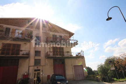 Cori, Via Annunziata, 227