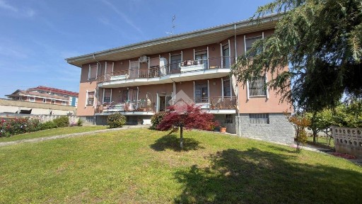 Quadrilocale viale Po 89, Centro, Crescentino