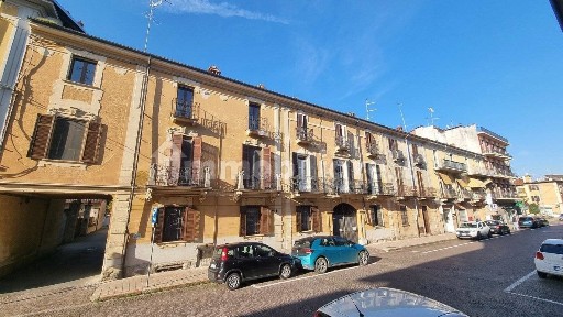 Trilocale corso Giuseppe Garibaldi 108, Gattinara