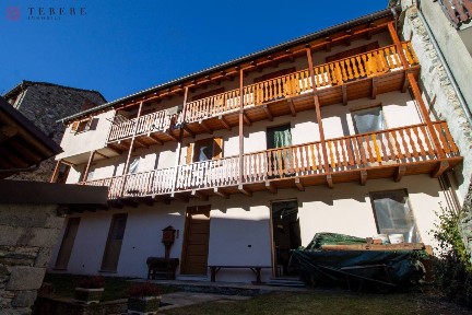 Trilocale Strada Provinciale di Alagna 127/1, Scopa