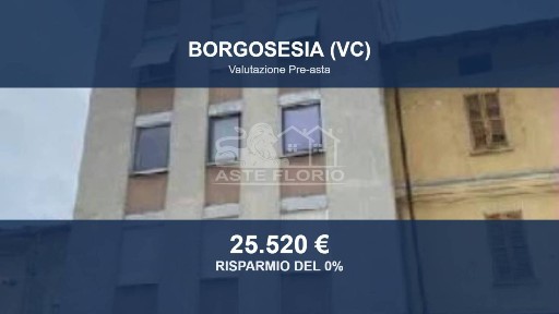 Appartamento all'asta piazza Garibaldi, Borgosesia