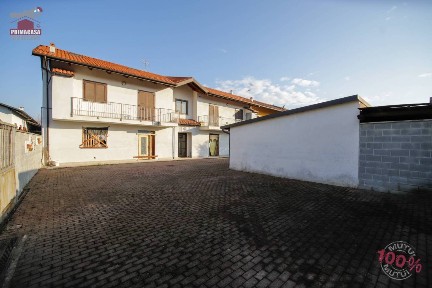 Trilocale via San Bonaventura 48, Centro, Saluggia